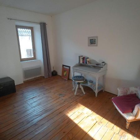 Maison De Village Bourdeaux Extérieur photo