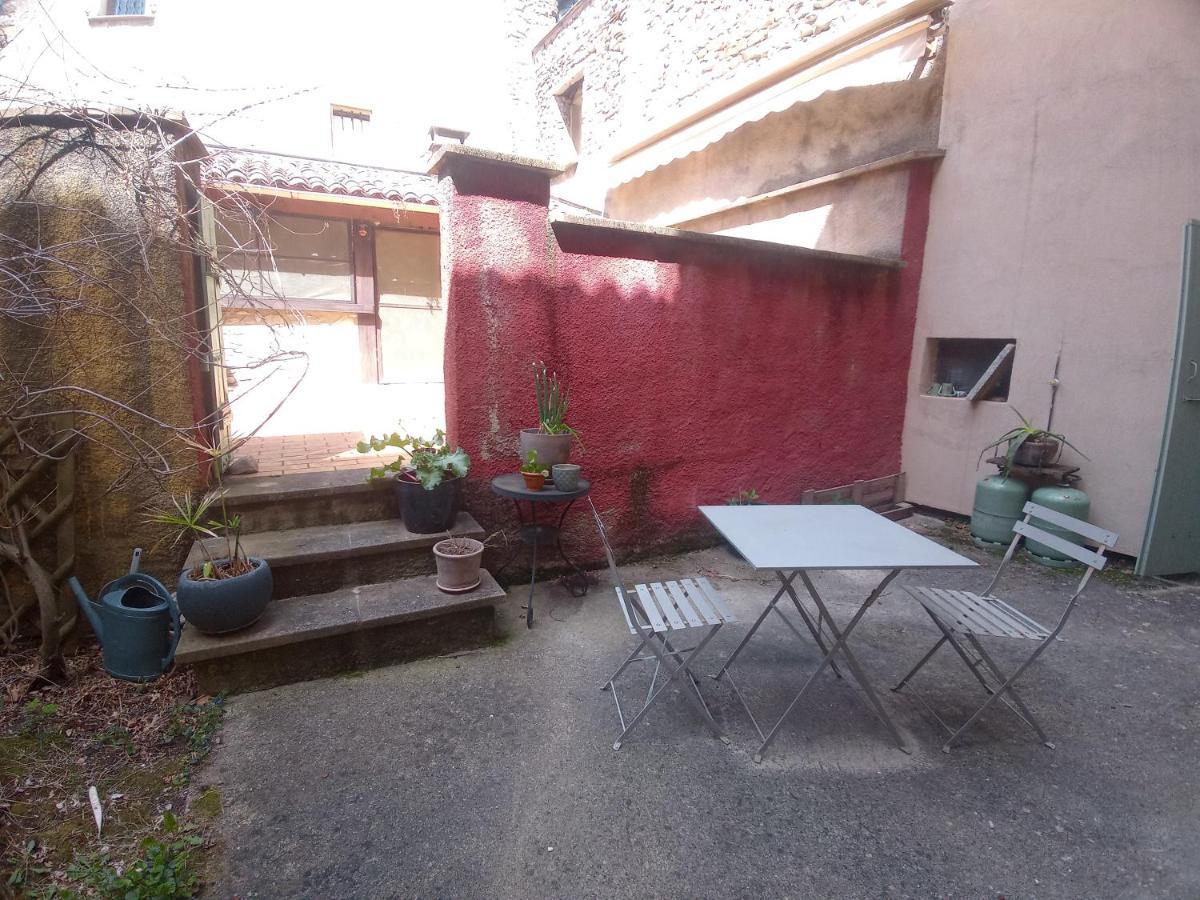 Maison De Village Bourdeaux Extérieur photo